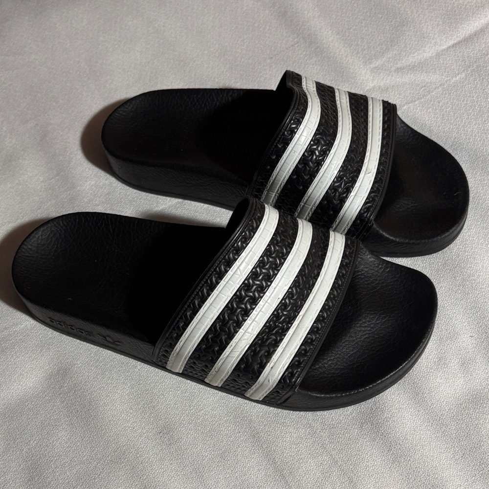 adidas Black and White Boys Sandals size 5